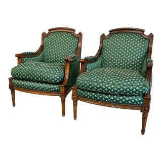 Late 19th Century Pair of Louis XVI Carved Walnut Bergere Armchairs in Green French Fleur De Lis Upholstery For Sale