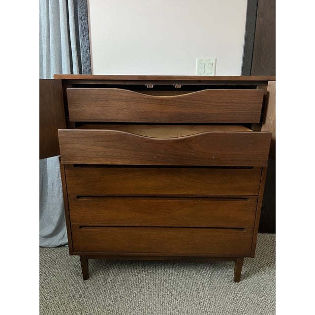 Wood Vintage Midcentury Modern Highboy Dresser by American of Martinsville For Sale - Image 7 of 9