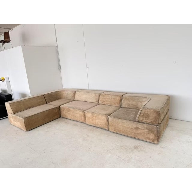 Manufacturer: Cor Designer: Team Form AG Model: Trio Color: Beige Dimensions: 4 large sections, each 95 cm wide x 95 cm...