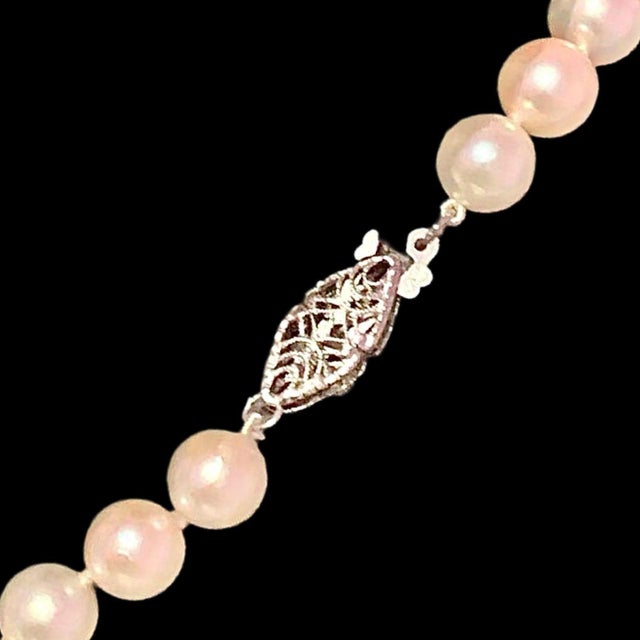 2010s Akoya Pearl Necklace 14 Karat White Gold 7.5 mm Certified For Sale - Image 5 of 13