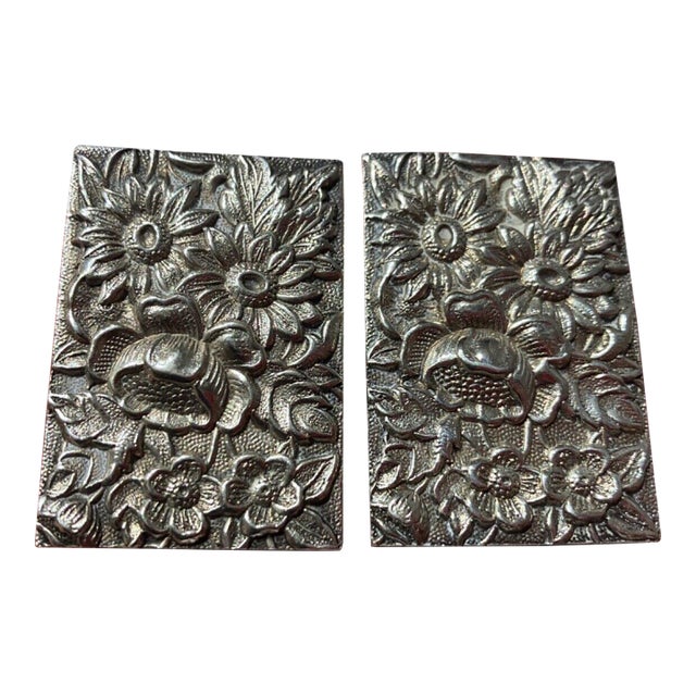 1930s Set of 2 S. Kirk & Son Repousse Floral 90f Sterling Silver Match Box Safe No Monos For Sale