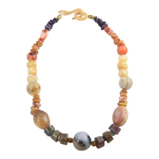 Multicolored Agate and Amethyst Bead Necklace For Sale