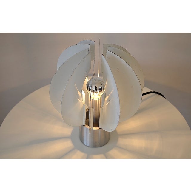 Bauhaus Italian Table Lamp by Ezio Zanobini for T2, 1960s For Sale - Image 3 of 16