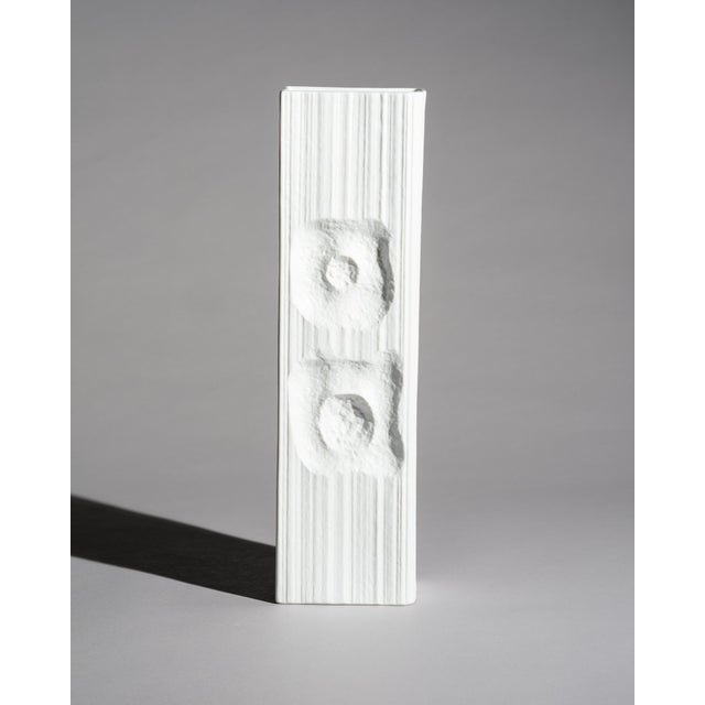 Modern Op-Art Floor Vase by Martin Freyer for Rosenthal, 1960s For Sale - Image 3 of 11