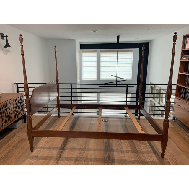 American 1965 Davis Cabinet Co. Mahogany Four-Post Bedframe For Sale - Image 3 of 14