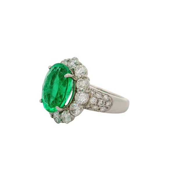 Early 21st Century 4.32 Carat Colombian Emerald Diamond Platinum Halo Ring, GRS Certified, Size 5.75 For Sale - Image 5 of 8