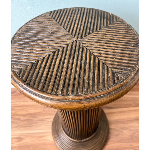 Baker Furniture Company 1970's Gabriella Crespi Style Pencil Reed Rattan Pedestal Plant Stand / Display Column – Coastal / Organic Modern / Boho Chic For Sale - Image 4 of 10