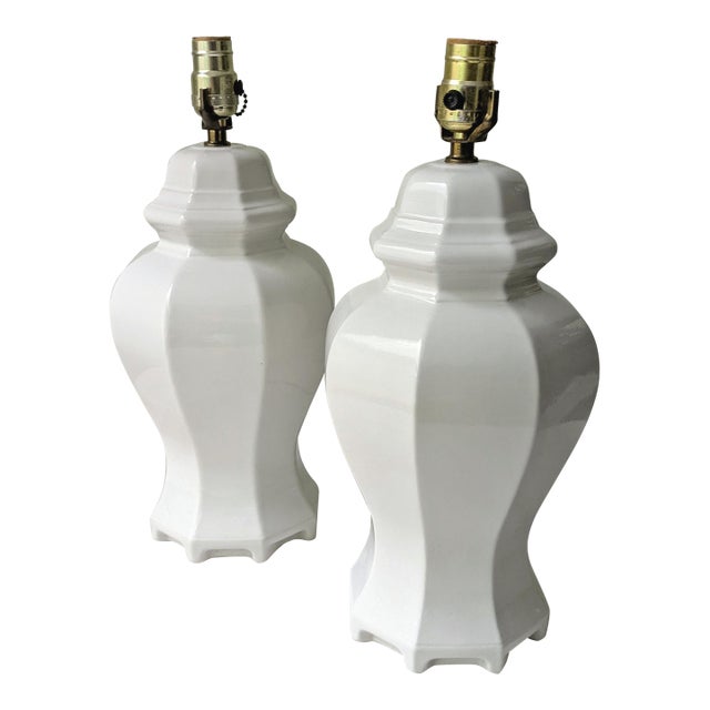 Vintage White Ceramic Ginger Jar Lamps, a Pair For Sale