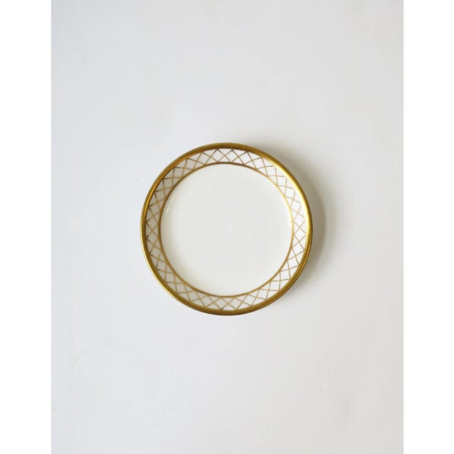 Ceramic English White and Gold Porcelain Jewelry Dish, Circa 20th Century, England For Sale - Image 7 of 11