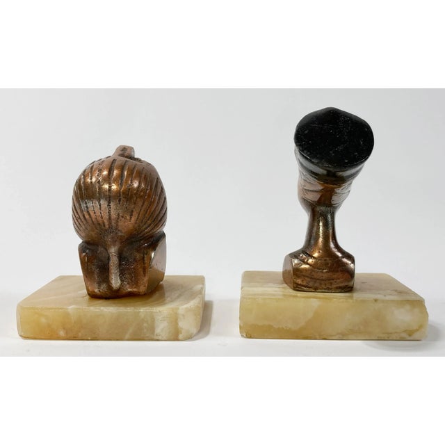 Early 20th Century Vintage Egyptian King Tut and Queen Nefertiti Busts on Stone Bases, a Pair For Sale - Image 5 of 10