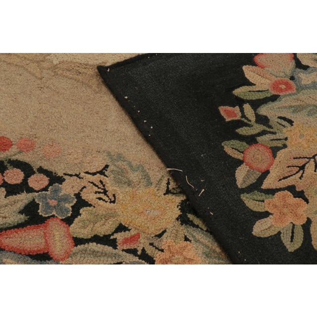Antique Hooked Floral Wreath Medallion Wool Rug by Rug & Kilim, Usa, 1920–1929 For Sale - Image 9 of 11