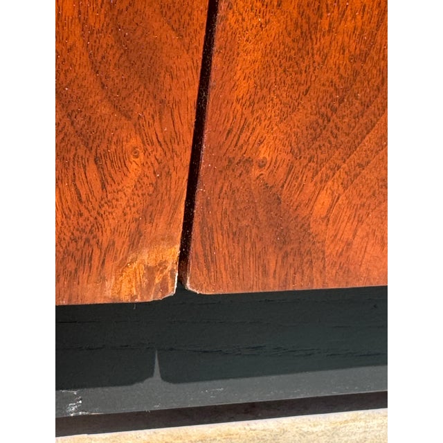 Milo Baughman for Directional Model 371 Walnut “Window Cabinet” Credenza For Sale In Greenville, SC - Image 6 of 8