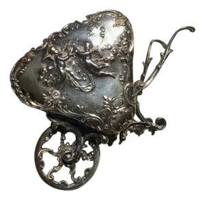 Late 19th Century Baroque Sterling Silver Box Little Love Cart, Italy, 1890