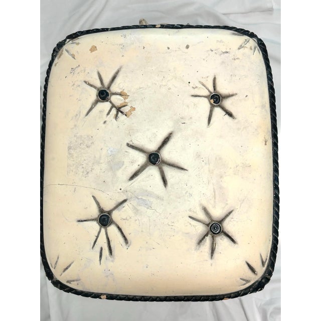 Ivory Vintage Italian Snail Garden Stool – Terracotta Garden Seat – Whimsical Outdoor Side Table For Sale - Image 8 of 14