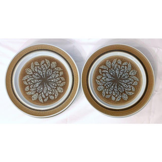 Set of 6 dinner plates in the Franciscan "Nut Tree" pattern, 1970's