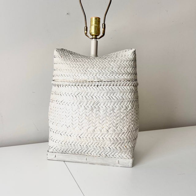 Late 20th Century Contemporary Coastal Light Wicker Basket Table Lamp For Sale - Image 4 of 9
