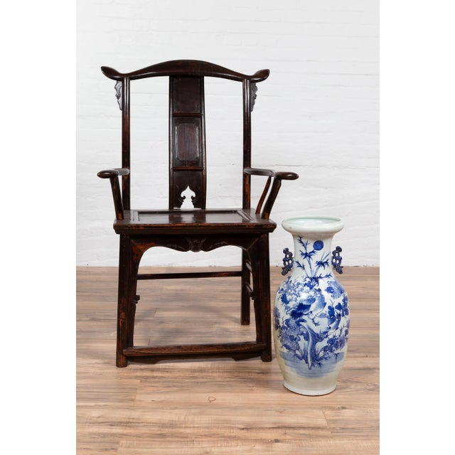 Wood Chinese 19th Century Dengguayi Scholar's Lamp-Hanger Armchair with Sinuous Splat For Sale - Image 7 of 13
