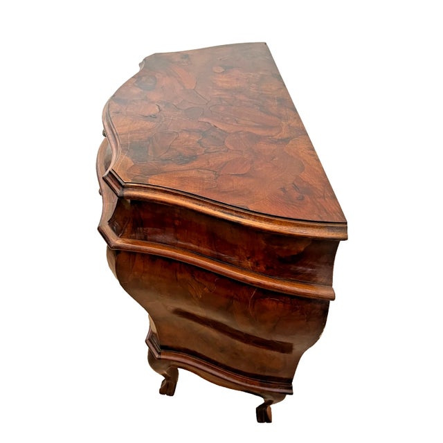 1950s Vintage Venetian Bombe Commode Small Chest of Drawers Burl Turtle Shell Walnut For Sale - Image 5 of 13