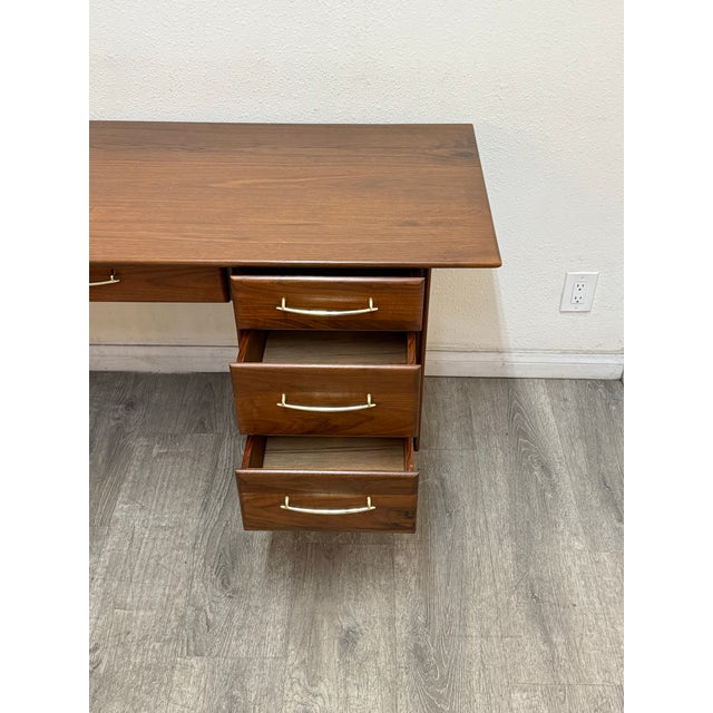 Mid Century Modern Desk For Sale In Los Angeles - Image 6 of 11