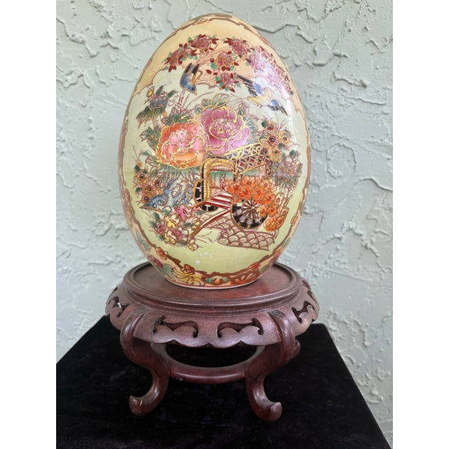Chinoiserie Large Chinese Hand-Painted Porcelain Decorative Egg With Carved Wood Stand, 14.5”h For Sale - Image 3 of 9