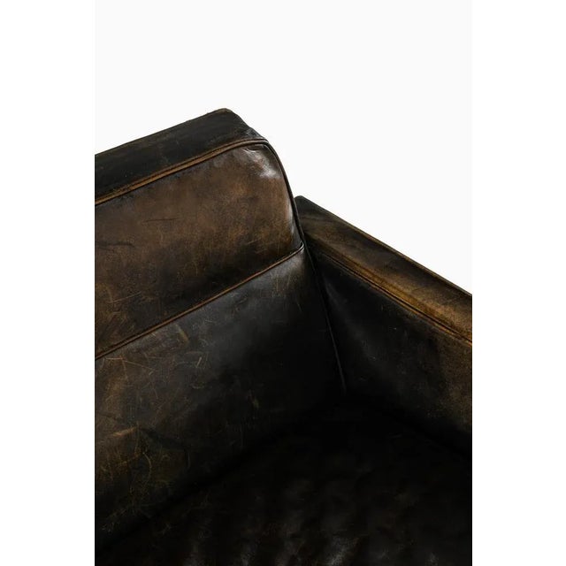 Metal Leather Sofa, Denmark For Sale - Image 7 of 9