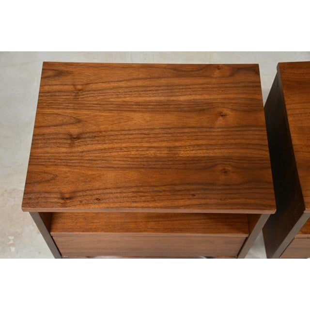 Wood 1960s Refinished Walnut Nightstands by Stanley Furniture - A Pair For Sale - Image 7 of 9