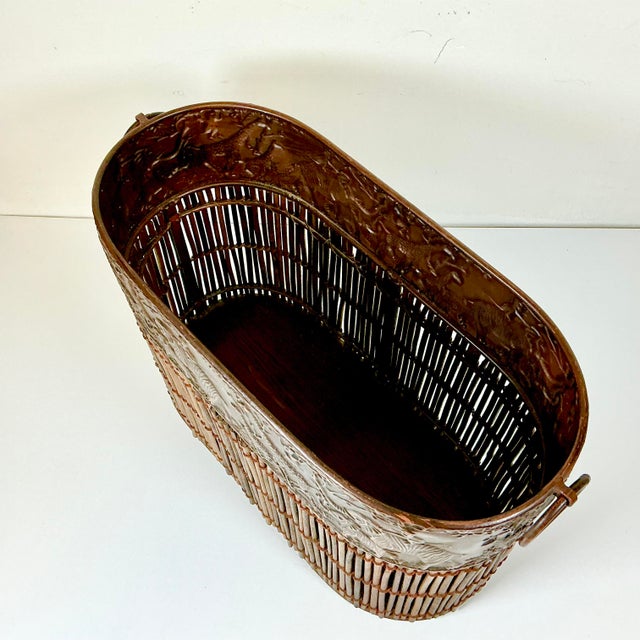 1980s Vintage Boho Chic Safari Coastal Tole Elephant, Monkey & Giraffe Faux Wood Bamboo Wastebasket For Sale - Image 9 of 16