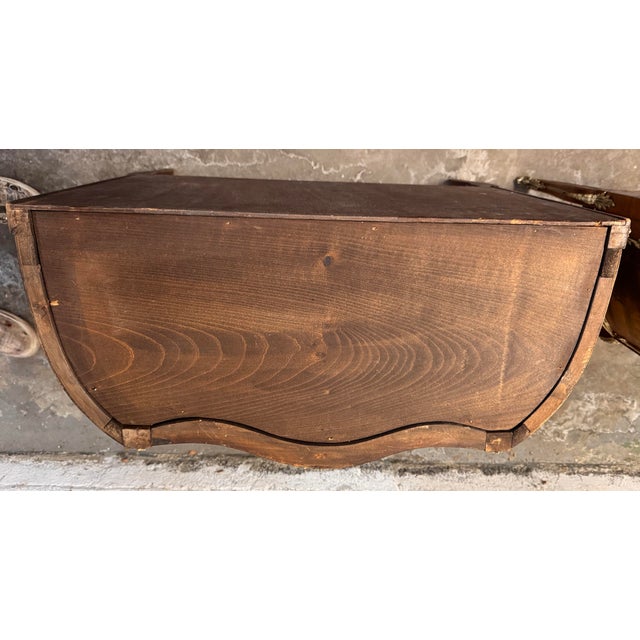 Early 20th Century Pair of French Vernis Martin Style Hand-Painted Commodes For Sale - Image 14 of 17