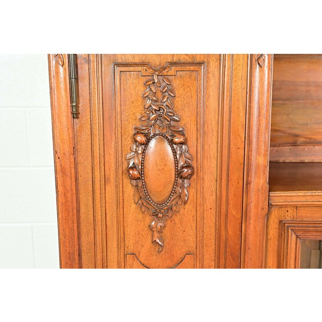Louis Majorelle Style Antique French Art Nouveau Carved Burled Walnut Bibliotheque Bookcase Cabinet, Circa 1900 For Sale - Image 9 of 15