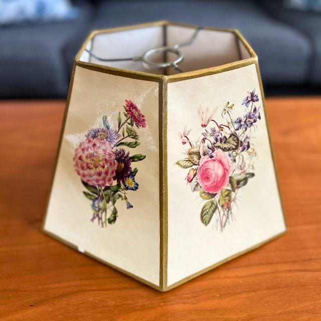 1950s Mid-Century, Botanical Hexagon Lamp Shade For Sale - Image 5 of 10