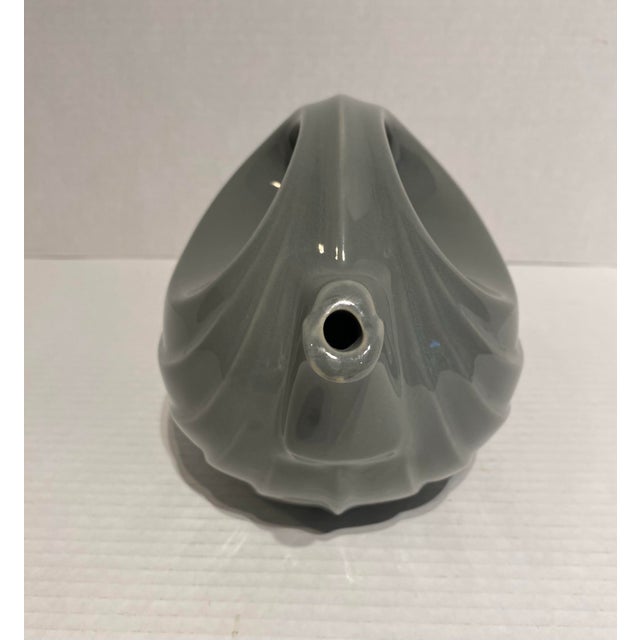 This Hall Teapot, in the Rhythm series, was manufactured in the 1930s. It has never been used and is in Mint condition. I...