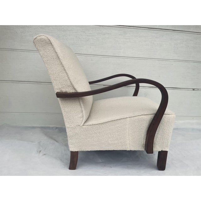 Art Deco Armchair in Lamb's Bouclé by J. Halabala, 1920s For Sale - Image 4 of 18