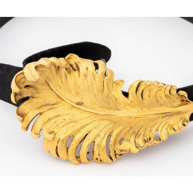 Contemporary Christopher Ross Gold Plate Feather Belt, 1986 For Sale - Image 3 of 9