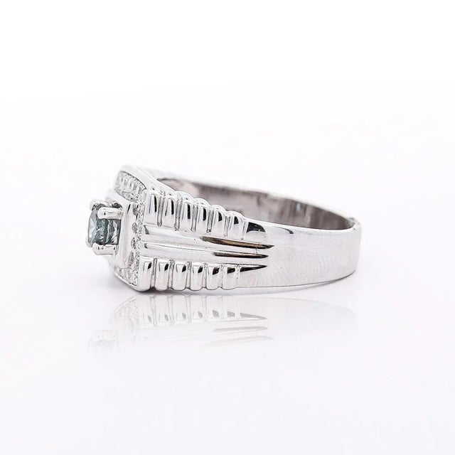 0.74 Carat Blue & White Diamond White Gold Ribbed Men's Ring, Size 9.5 For Sale - Image 4 of 6
