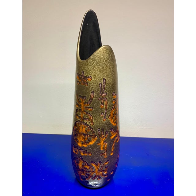 Viintage Sascha Brastoff Ceramic Vase With Trible-Style Calligraphy For Sale - Image 9 of 9