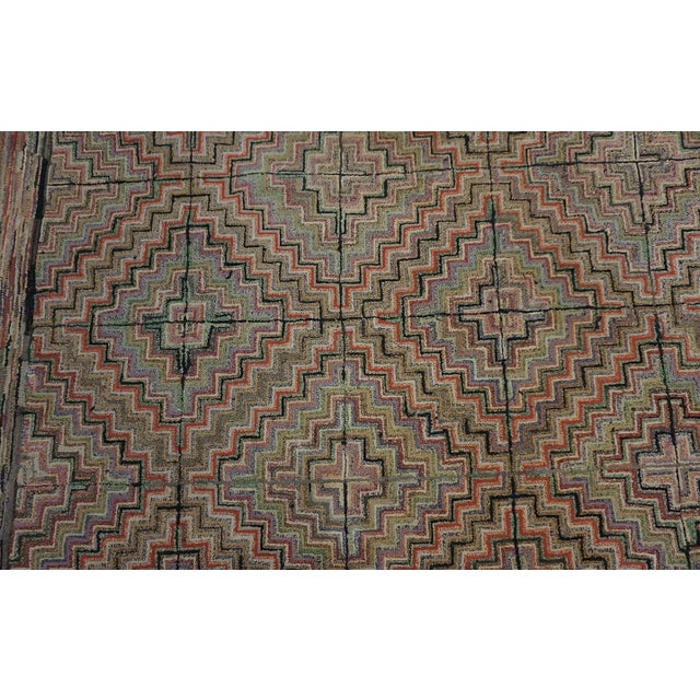 Early 20th Century American Hooked Rug For Sale - Image 4 of 12