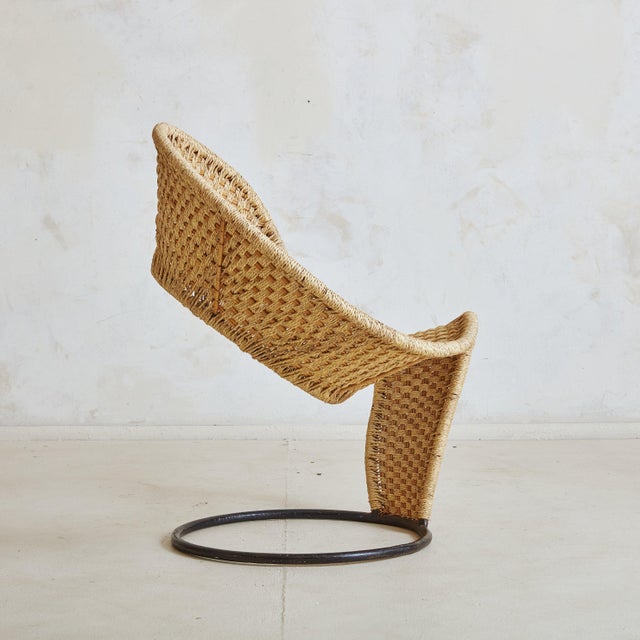 Curved Wicker ‘Zest’ Chair Attributed to Francois Liguori, France 1988 For Sale - Image 9 of 11