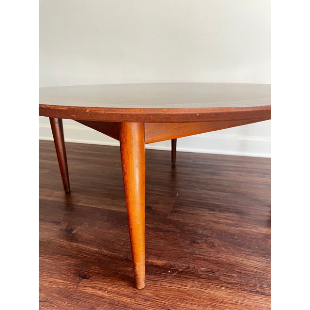 Brown Mid-Century Modern Coffee Table With a Unique Triangular / Surfboard Shape. For Sale - Image 8 of 10