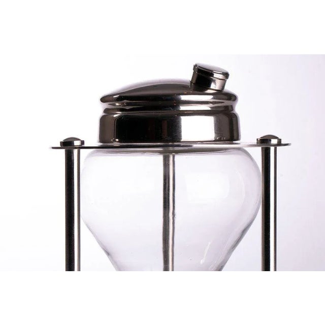 Mid-Century Hourglass Cocktail Shaker, USA, 1970s For Sale - Image 4 of 7