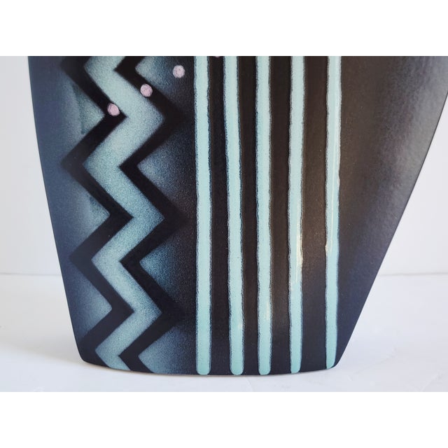 Charcoal Vintage 1990's Post Modern John Brrgen Decorative Vase For Sale - Image 8 of 14