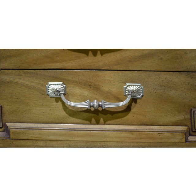Brown Mid Century Transitional 9-Drawer Dresser With Brass Hardware by Thomasville For Sale - Image 8 of 14