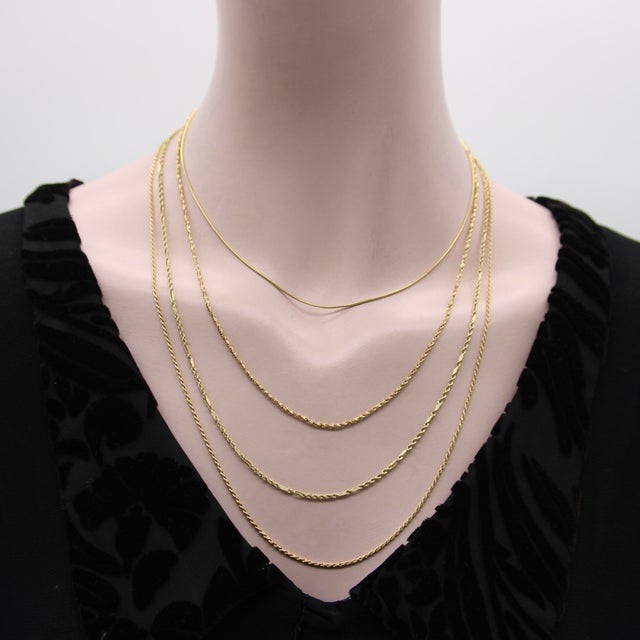 Vintage 14k Gold UnoAErre Dainty Rope Chain For Sale In Los Angeles - Image 6 of 7