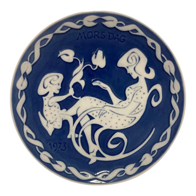 Royal Copenhagen Blue & White Mother's Day 1973 Decorative Plate For Sale