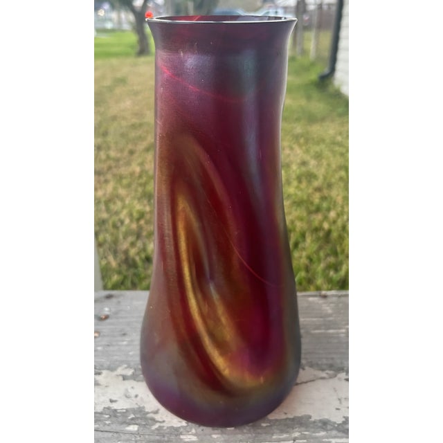 Circa 1900 Bohemian Josef Rindskopf Art Nouveau Iridescent Ruby Red Glass Striated Twist Vase For Sale In New Orleans - Image 6 of 11