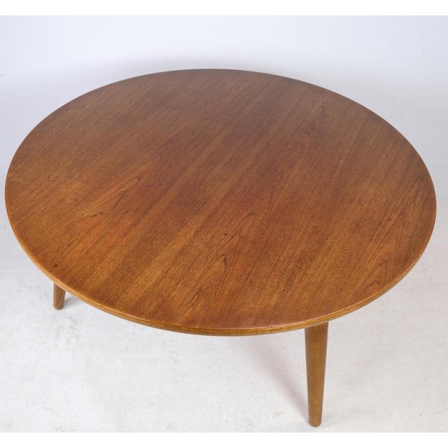 Brown Coffee Table in Teak & Oak attributed to Hans J. Wegner, 1960s For Sale - Image 8 of 9