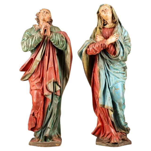 Italian Artist, Mary and John, 17th Century, Wood Sculptures, Set of 2 For Sale