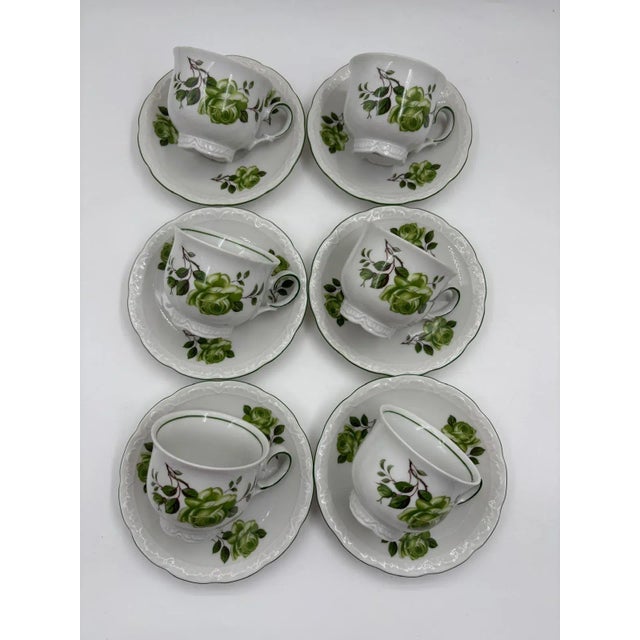 1990s Mocha Set in Green Rose Decor from Mitterteich Bavaria, 1980s, Set of 12 For Sale - Image 5 of 11