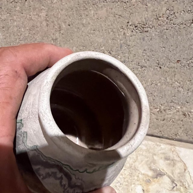 Indian Nemadji Ceramic Indian Art Pottery Green Vase Moose Lake, Minnesota For Sale - Image 3 of 6