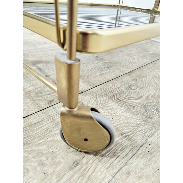 Mid-Century Modern Folding Bar Cart in Brass and Ribbed Acrylic Glass, 1960s For Sale - Image 12 of 18
