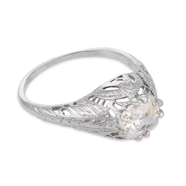 1930s 1930s Art Deco Gia 0.91 Carat East West Old Mine Cut Diamond 18k Gold Engagement Ring, Size 5.25 For Sale - Image 5 of 8